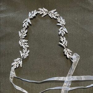 Elegant Silver Leaf Headband